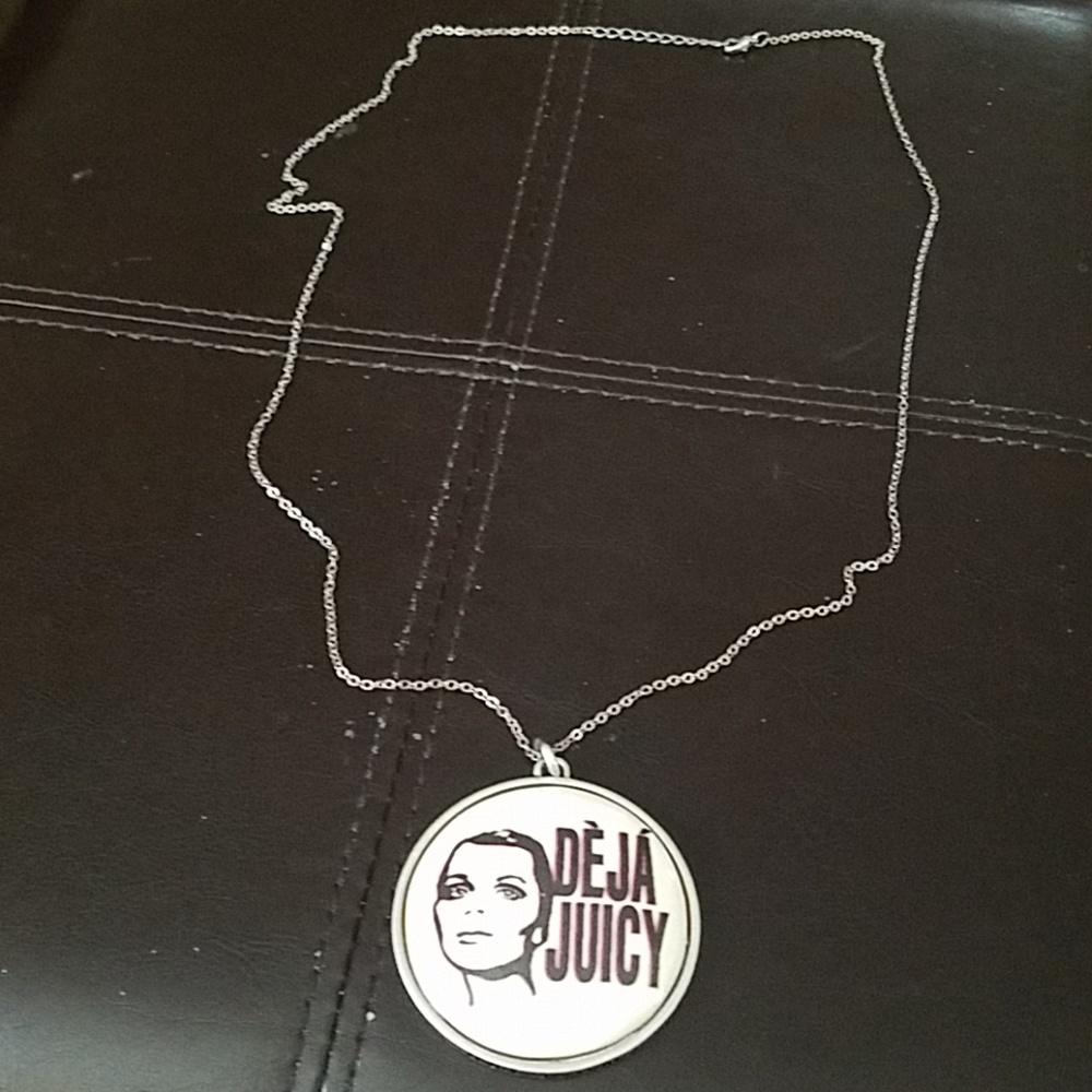 Juicy Couture Long Necklace w Face Imprint
